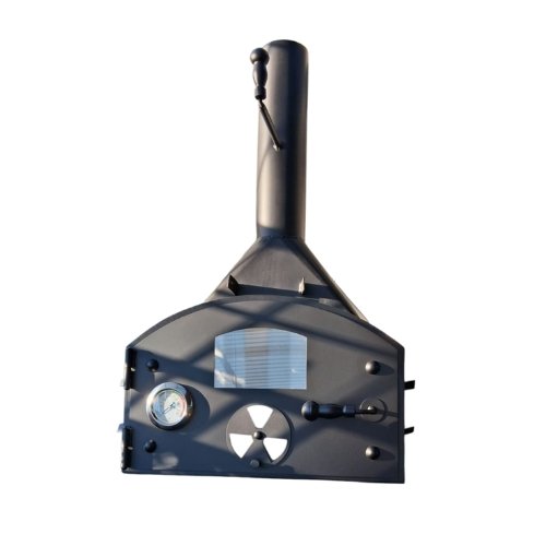 Puerta de horno con campana y chimenea — vista 2